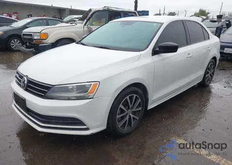2016 Volkswagen Jetta 1.4T Se из США, поврежденный, VIN 3VWD67AJ4GM215515